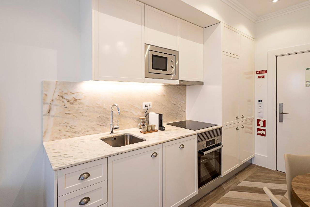 19 Nineteen Suites - Espinho Espinho  Dış mekan fotoğraf