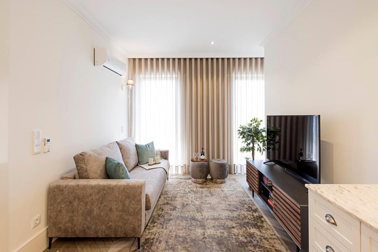 19 Nineteen Suites - Espinho Espinho  Dış mekan fotoğraf
