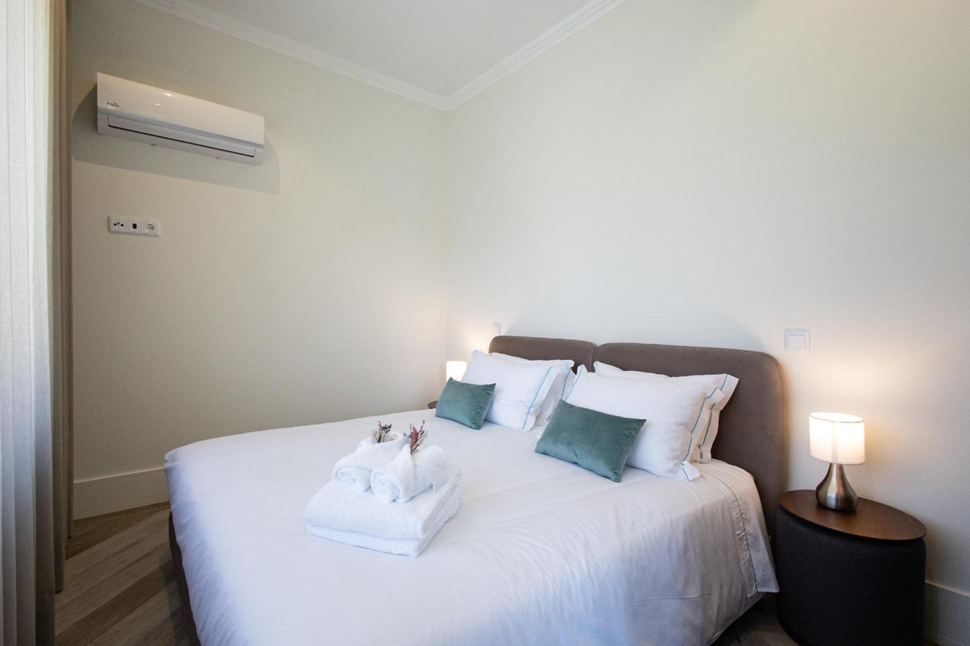 19 Nineteen Suites - Espinho Espinho  Oda fotoğraf